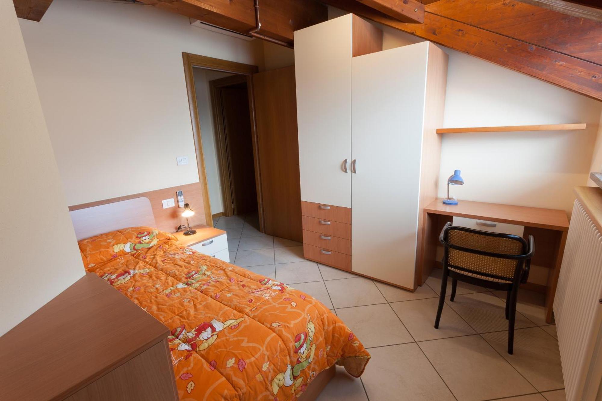 Residenza Il Castello Daire Sondrio Oda fotoğraf