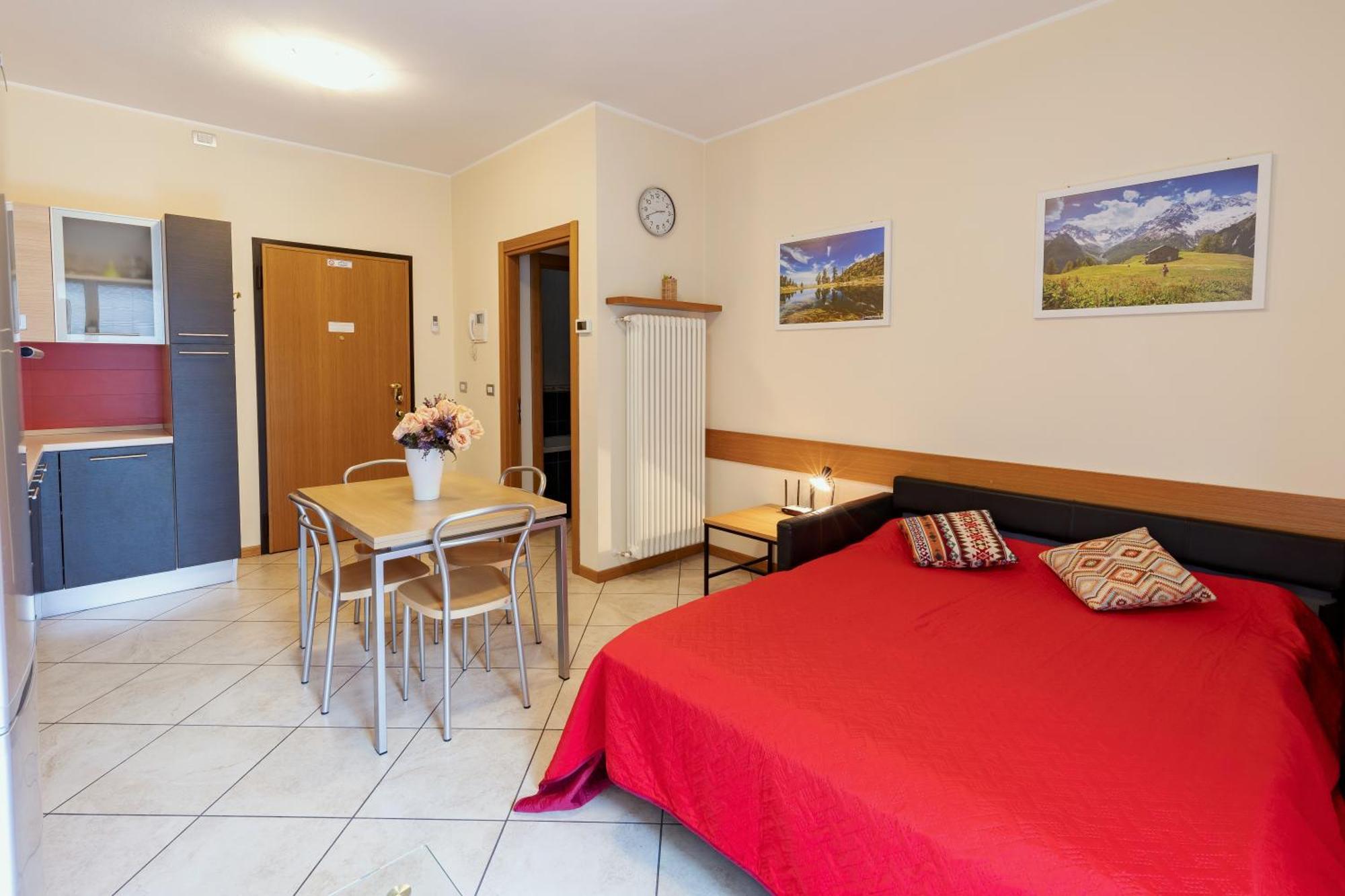 Residenza Il Castello Daire Sondrio Oda fotoğraf