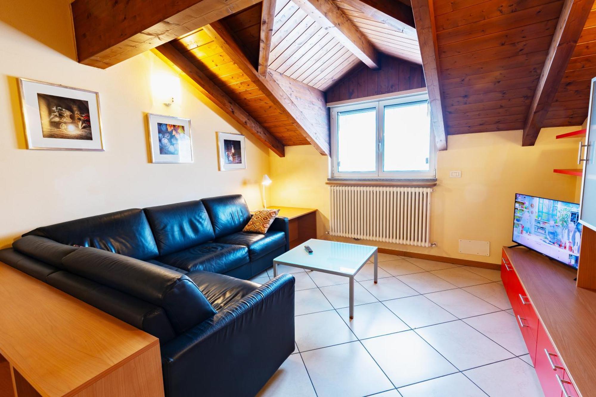 Residenza Il Castello Daire Sondrio Oda fotoğraf